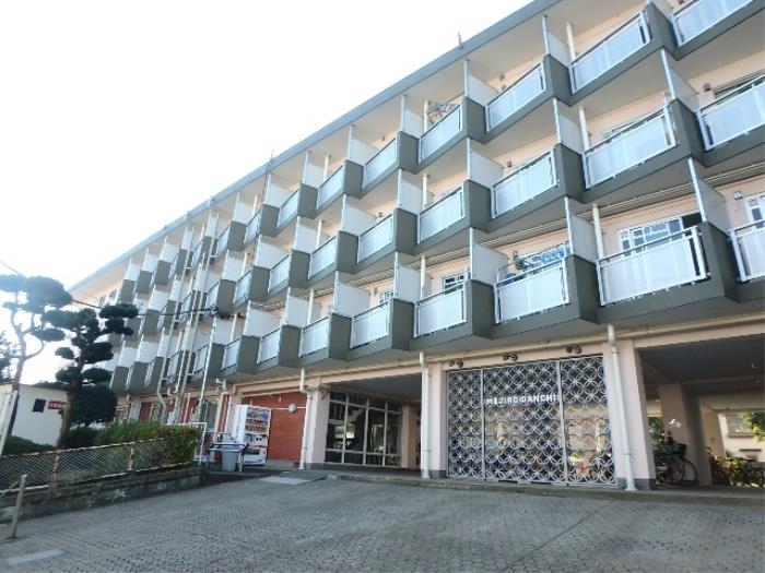 apartment 豊島区目白2-27-13

住棟配置図