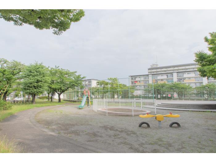 apartment 足立区竹の塚3-11ほか

住棟配置図