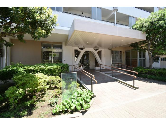 apartment 江戸川区清新町1-3

住棟配置図