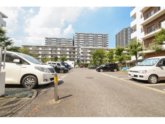 apartment 練馬区光が丘3-8

住棟配置図