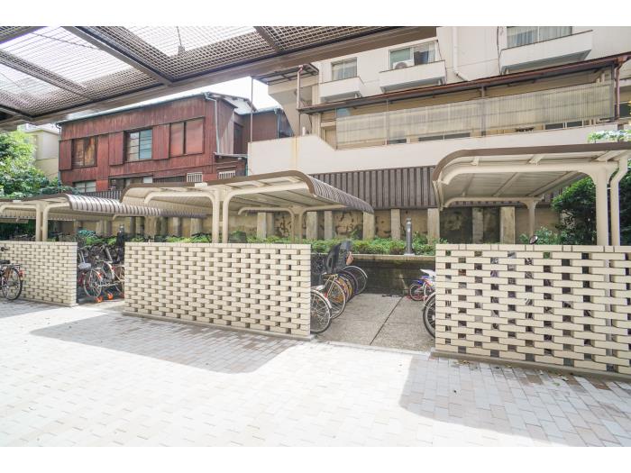 apartment 文京区本郷4-8-3

住棟配置図