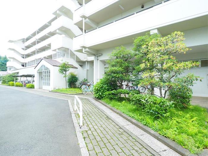 apartment 東久留米市滝山6-1-2

住棟配置図