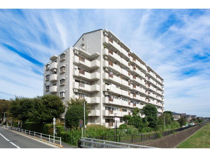 apartment 調布市西つつじヶ丘4-23

住棟配置図