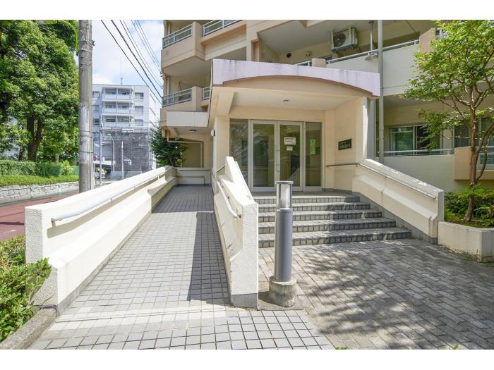 apartment 世田谷区船橋7-8-4

住棟配置図