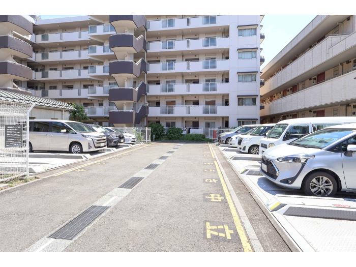 apartment 大田区西糀谷3-23-8

住棟配置図