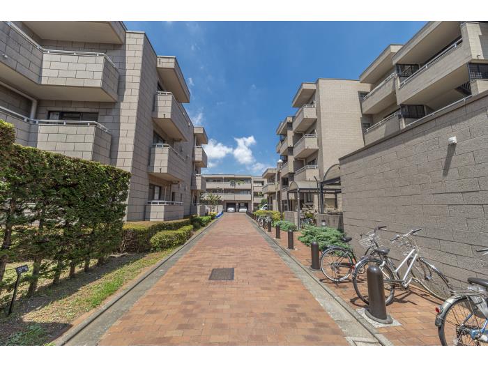 apartment 大田区大森東1-24ほか

住棟配置図