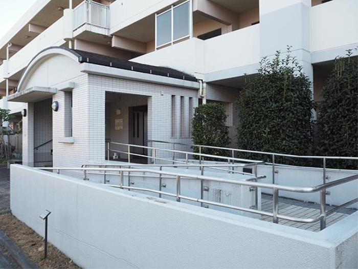 apartment 立川市曙町3-18-22

住棟配置図