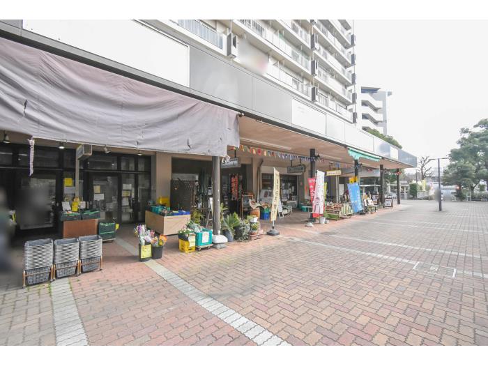 apartment 船橋市芝山1-40ほか

住棟配置図