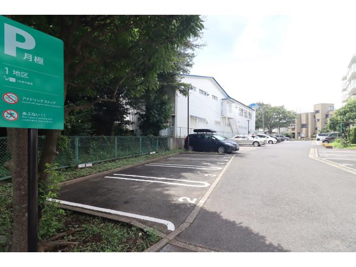 apartment 松戸市小金原9-1-1

住棟配置図