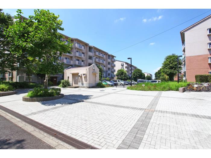 apartment 佐倉市西志津3-1

住棟配置図