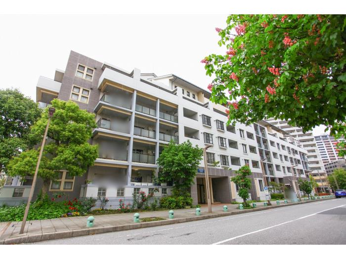apartment 千葉市美浜区打瀬1-5 パティオス7番街

住棟配置図