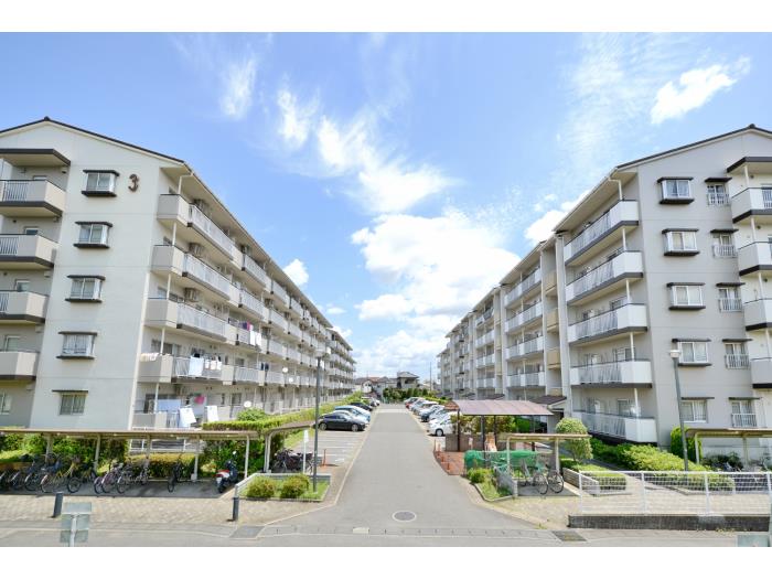 apartment 龍ケ崎市佐貫町740

住棟配置図