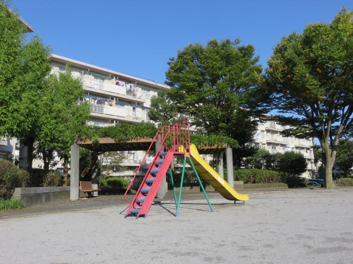 apartment 秦野市下大槻410

住棟配置図