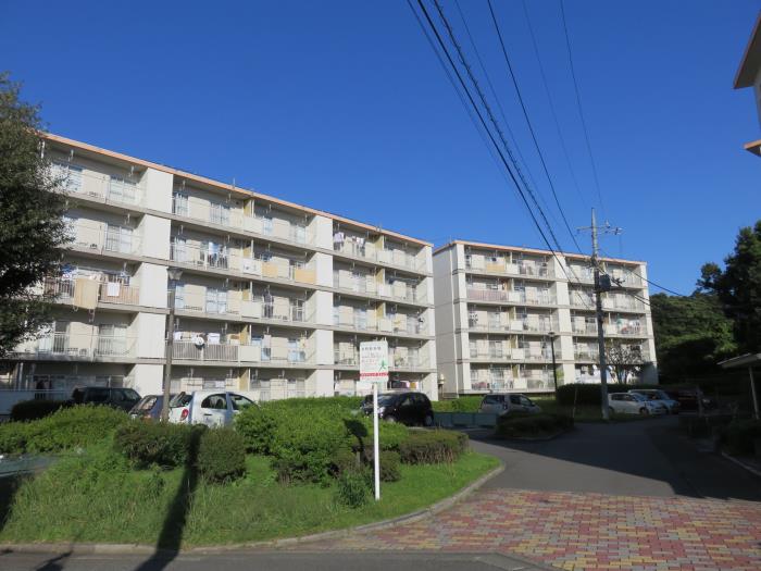 apartment 秦野市下大槻410

住棟配置図