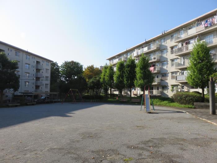 apartment 秦野市下大槻410

住棟配置図