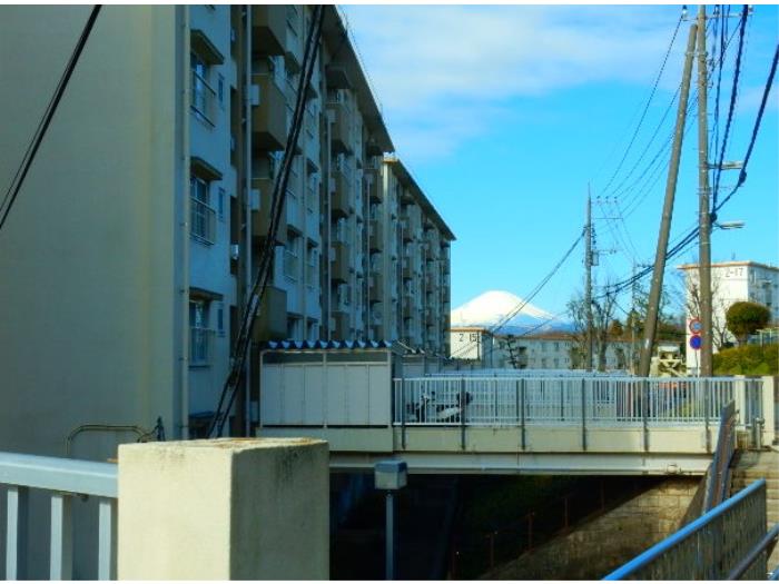 apartment 秦野市下大槻410

住棟配置図