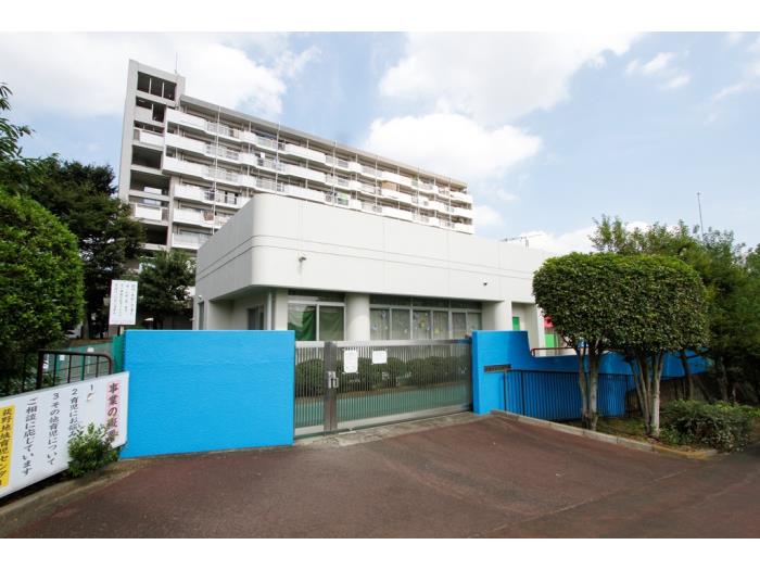 apartment 厚木市鳶尾2ほか

住棟配置図