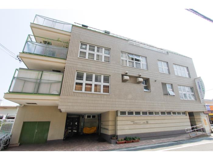 apartment 平塚市浅間町11-1

住棟配置図