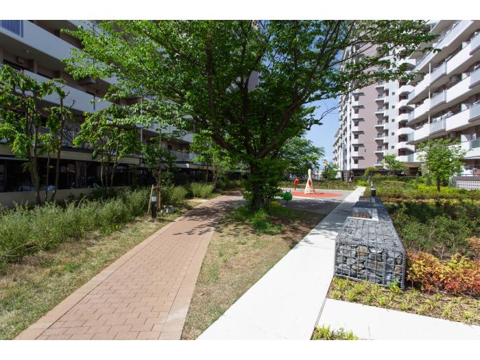 apartment 大和市下鶴間2777-5

住棟配置図