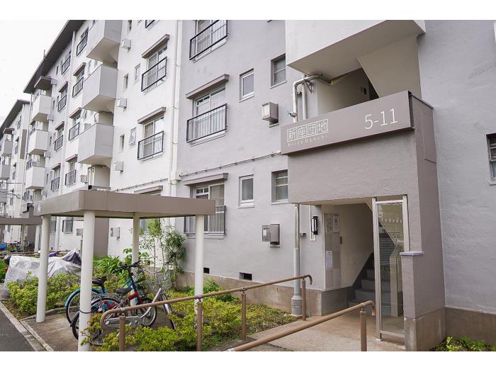 apartment 新座市新座3

住棟配置図