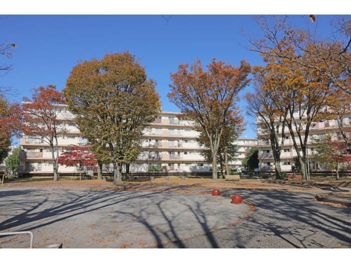 apartment 吉川市吉川団地

住棟配置図