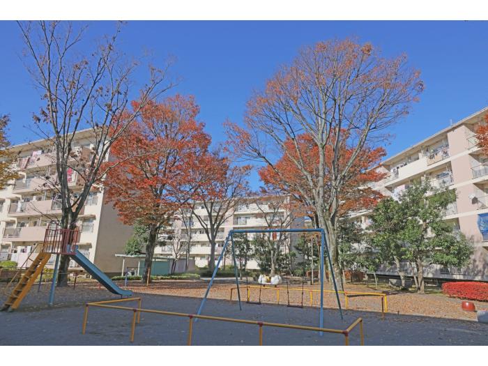 apartment 吉川市吉川団地

住棟配置図