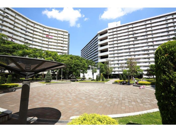 apartment 川口市芝園町3

住棟配置図
