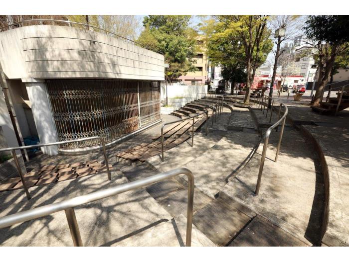 apartment 入間市豊岡1-8

住棟配置図