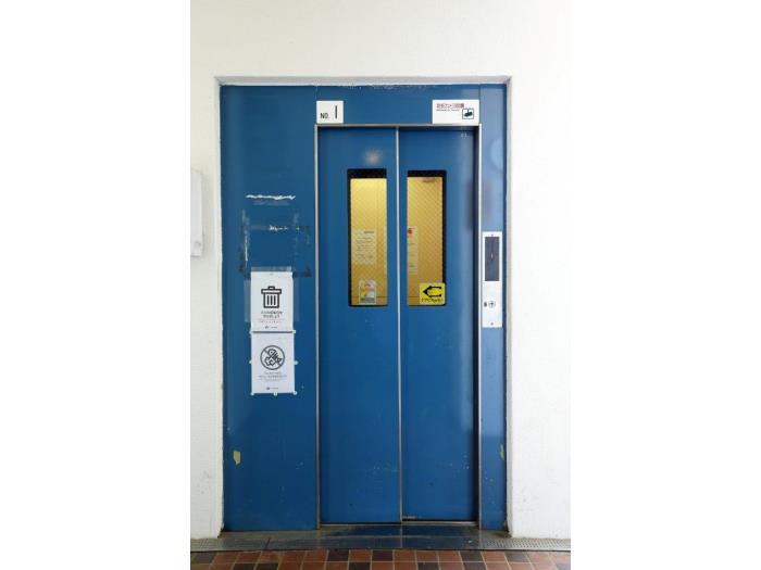 apartment 朝霞市膝折町2-8

住棟配置図