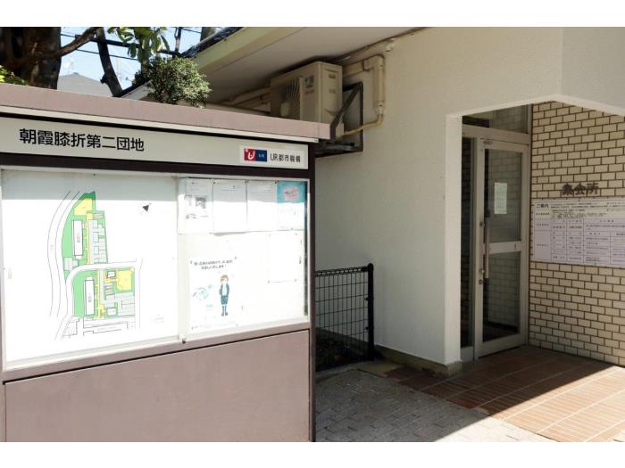 apartment 朝霞市膝折町2-8

住棟配置図