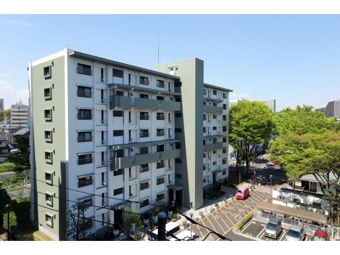 apartment 朝霞市膝折町2-8

住棟配置図