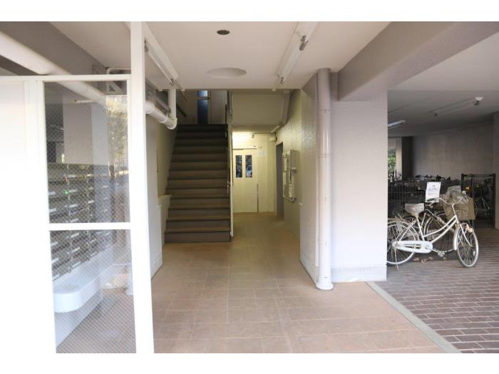 apartment 所沢市並木8-1

住棟配置図