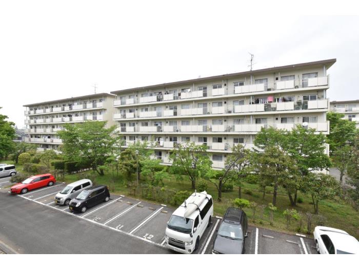 apartment 春日部市小渕493-1

住棟配置図