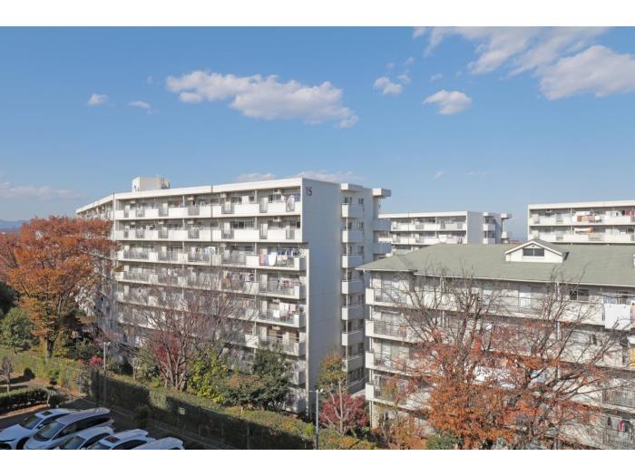 apartment 入間市向陽台1-1-17

住棟配置図