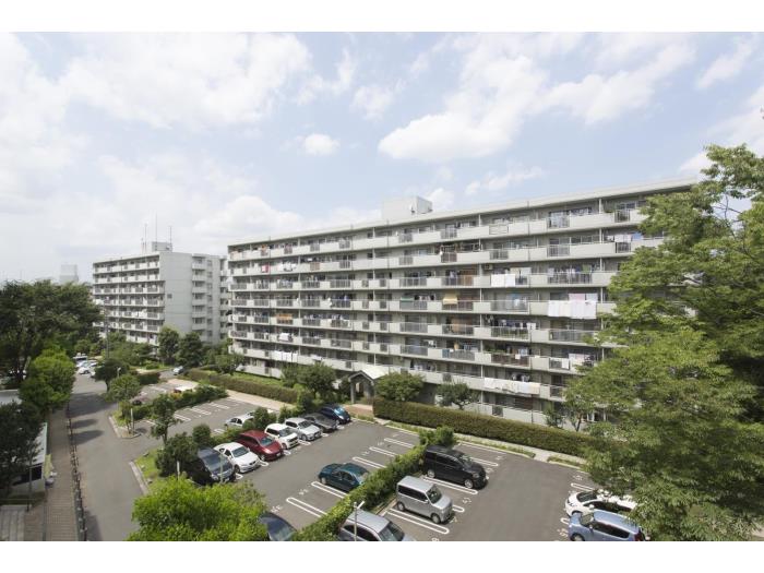 apartment 入間市向陽台1-1-17

住棟配置図