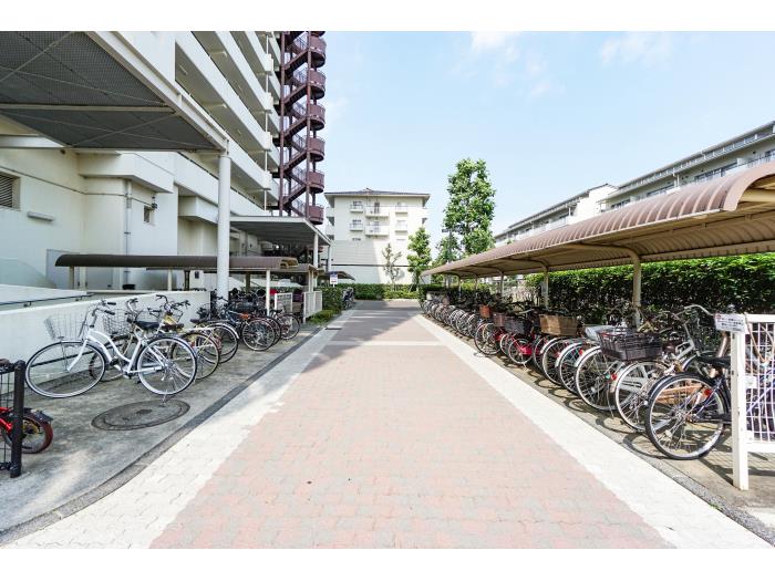 apartment 草加市谷塚町731-1

住棟配置図