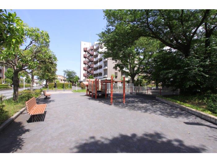 apartment 所沢市緑町2-16

住棟配置図