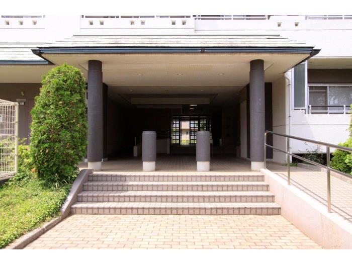 apartment 所沢市緑町2-16

住棟配置図