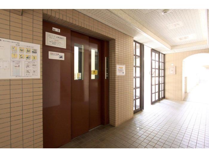 apartment 所沢市緑町2-16

住棟配置図