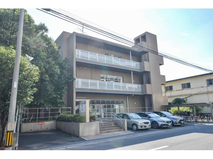 apartment 川口市飯塚2-3-3

住棟配置図