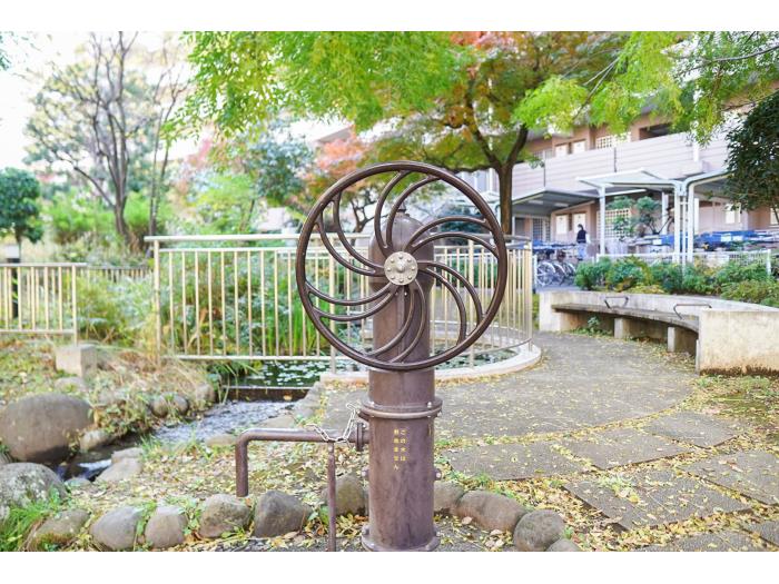 apartment 富士見市鶴瀬西2-3ほか

住棟配置図