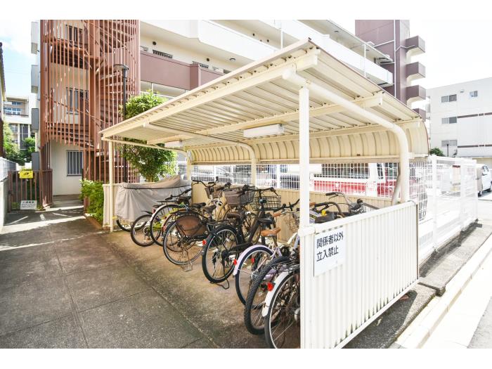 愛知県名古屋市昭和区にあるUR賃貸住宅 アーバンラフレ滝子の周辺写真 2/12