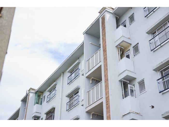 apartment 京都市伏見区桃山町泰長老176番地の1

住棟配置図