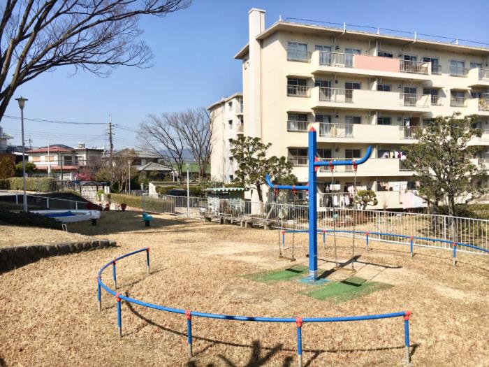 apartment 吹田市津雲台二丁目1番・2番

住棟配置図