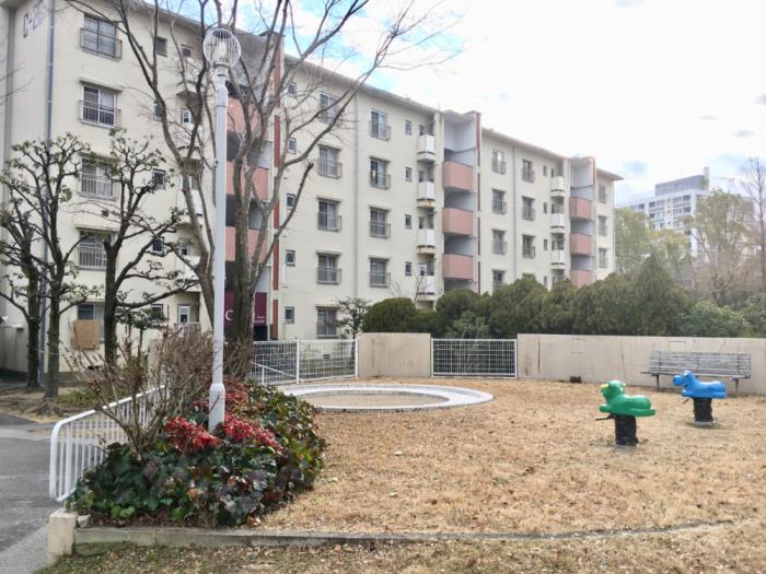 apartment 吹田市津雲台二丁目1番・2番

住棟配置図
