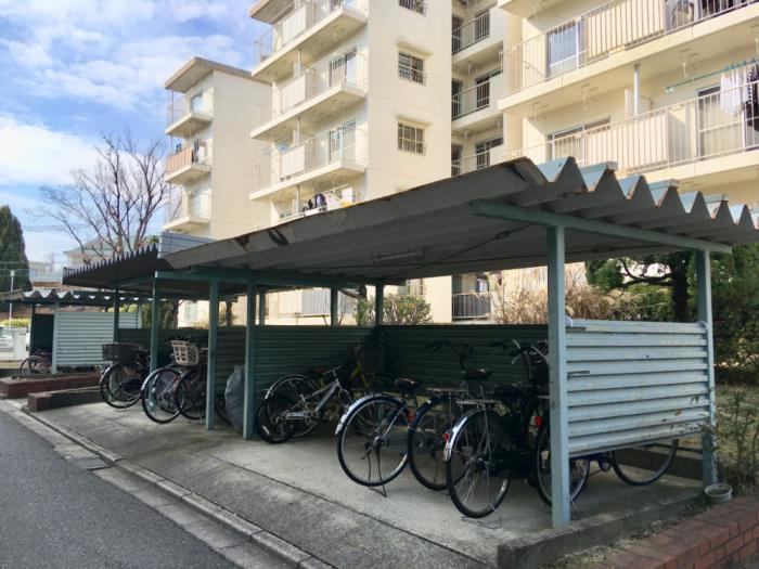 apartment 吹田市津雲台二丁目1番・2番

住棟配置図