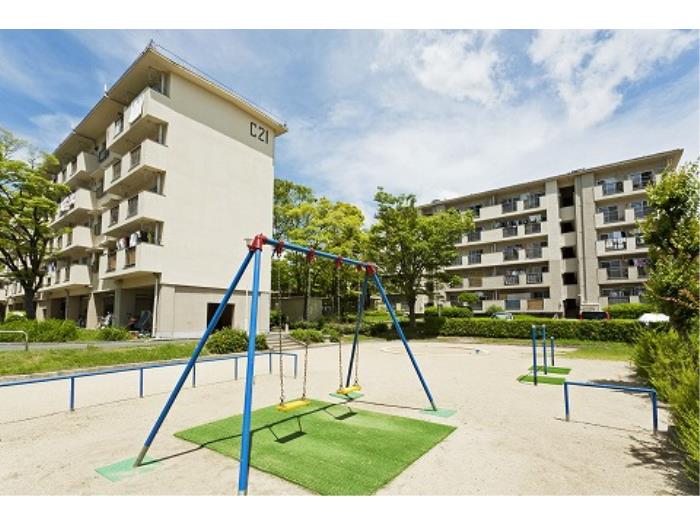 apartment 豊中市新千里西町三丁目1番

住棟配置図