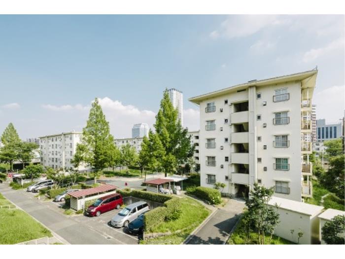 apartment 豊中市新千里西町三丁目1番

住棟配置図