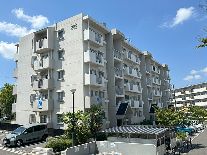 apartment 富田林市寺池台四丁目2番

住棟配置図