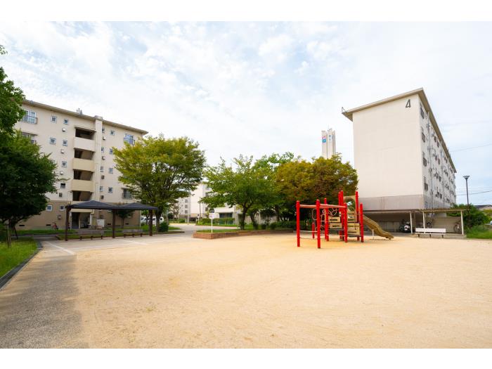 apartment 岸和田市春木泉町1番

住棟配置図